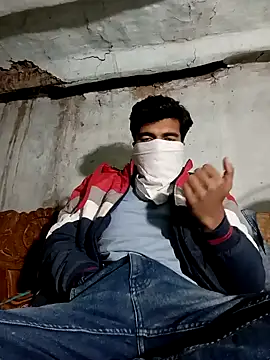 Roni1028 online show from December 11, 2024, 2:00 pm