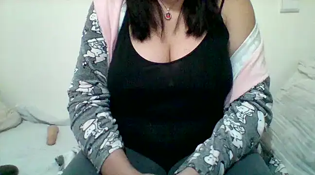 spicy loulou online show from December 10, 2024, 3:55 pm