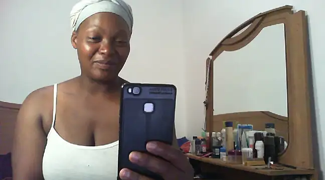 Snapshot of wet_Lips_x_x chatting on February 11, 2025, 7:38 pm wet Lips x x online show from February 11, 2025, 7:38 pm