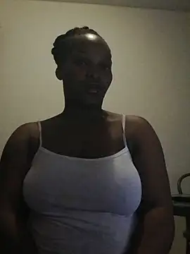 Snapshot of wet_Lips_x_x chatting on January 5, 2025, 7:39 pm wet Lips x x online show from January 5, 2025, 7:39 pm