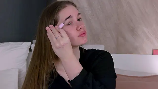 Snapshot of EllieHayes chatting on May 8, 2026, 4:16 am EllieHayes online show from May 8, 2026, 4:16 am