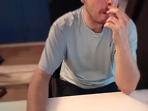 CuteMan33 online show from July 5, 2026, 5:53 pm