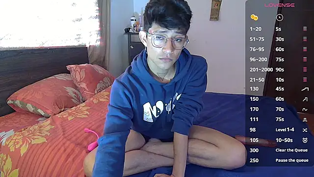 Snapshot of Sweet_c4mer0n chatting on October 9, 2025, 2:28 pm Sweet c4mer0n online show from October 9, 2025, 2:28 pm