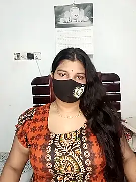 Hot-Angel  online show from April 24, 2026, 11:18 pm