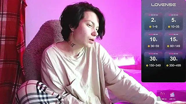 Snapshot of esajukyy chatting on November 24, 2025, 11:21 am esajukyy online show from November 24, 2025, 11:21 am