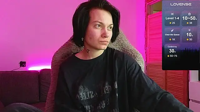 esajukyy online show from February 2, 2026, 12:26 pm