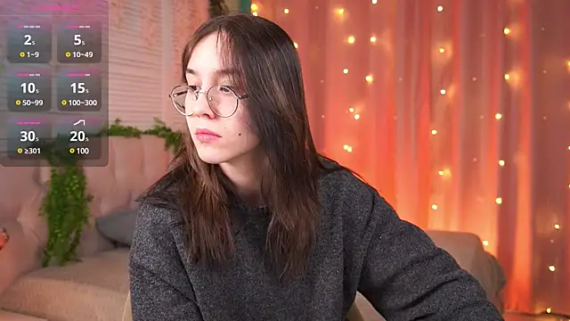 Snapshot of AmeliaMead chatting on February 3, 2025, 6:13 am AmeliaMead online show from February 3, 2025, 6:13 am