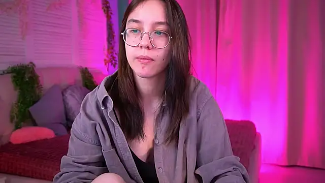 Snapshot of AmeliaMead chatting on January 24, 2025, 6:24 am AmeliaMead online show from January 24, 2025, 6:24 am
