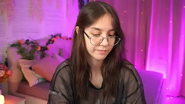Snapshot of AmeliaMead chatting on March 7, 2025, 5:40 am AmeliaMead online show from March 7, 2025, 5:40 am