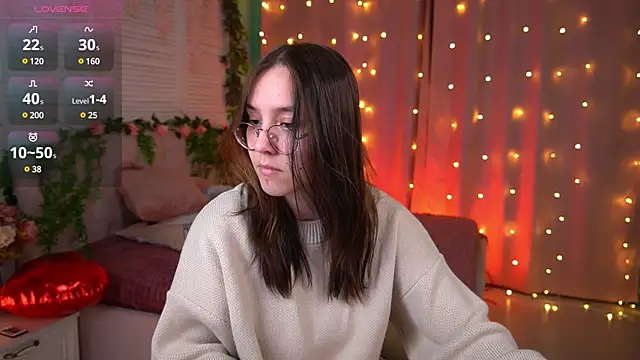 Snapshot of AmeliaMead chatting on February 18, 2025, 12:17 pm AmeliaMead online show from February 18, 2025, 12:17 pm