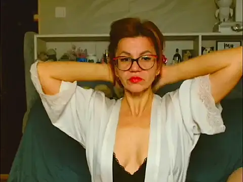 Snapshot of Natali3855 chatting on November 10, 2025, 2:05 am Natali3855 online show from November 10, 2025, 2:05 am