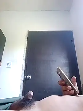 Snapshot of Deste223 chatting on November 9, 2025, 3:16 pm Deste223 online show from November 9, 2025, 3:16 pm