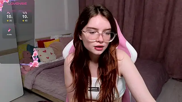 Sonya Glen online show from March 8, 2025, 9:39 am