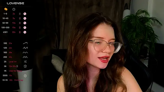 Sonya Glen online show from September 14, 2025, 9:15 pm