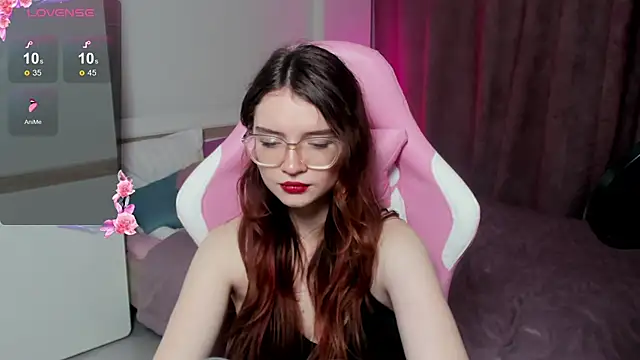 Sonya Glen online show from February 24, 2025, 8:03 pm