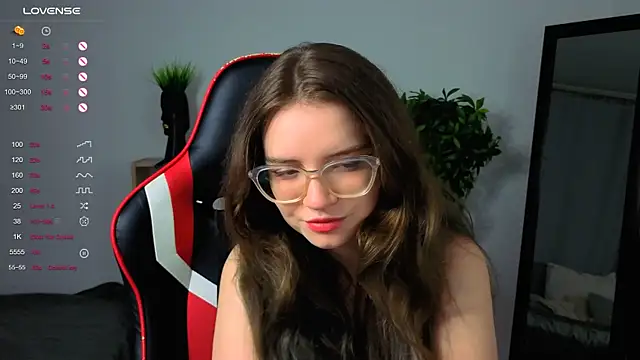 Sonya Glen online show from September 13, 2025, 8:31 pm