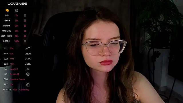 Sonya Glen online show from September 12, 2025, 9:14 pm