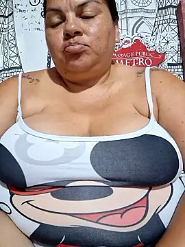 chubby sexy big tits online show from September 23, 2025, 11:45 pm