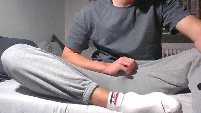 Snapshot of Jamie_2006 chatting on November 9, 2025, 7:07 pm Jamie 2006 online show from November 9, 2025, 7:07 pm