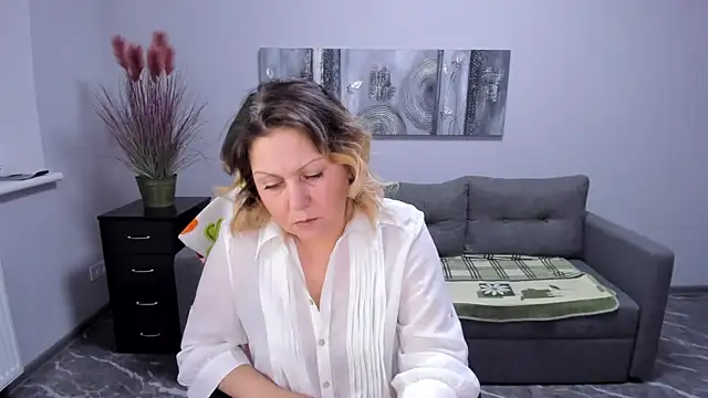 Milana Blake online show from February 28, 2025, 8:18 pm