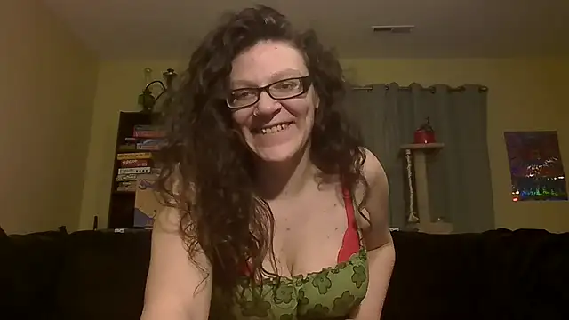 kitwithclaws420 online show from December 29, 2024, 11:50 am