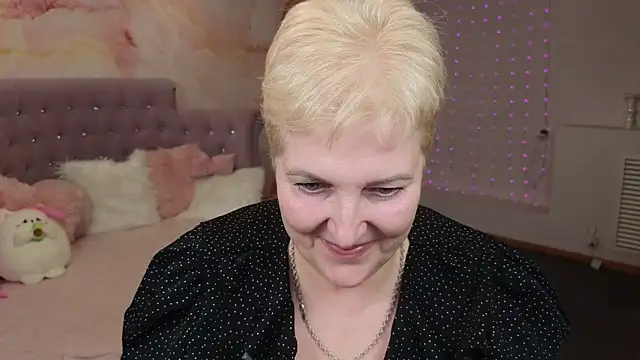 Sandra Snow online show from January 14, 2025, 5:56 pm
