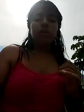 Snapshot of Danna-linyi chatting on February 7, 2025, 7:49 pm Danna-linyi online show from February 7, 2025, 7:49 pm