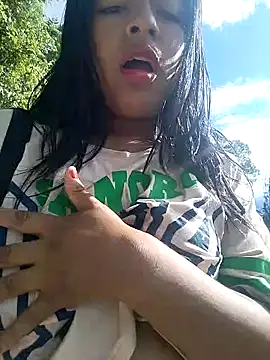 Snapshot of Danna-linyi chatting on March 5, 2025, 8:53 pm Danna-linyi online show from March 5, 2025, 8:53 pm