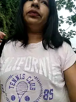 Snapshot of Danna-linyi chatting on March 5, 2025, 3:51 pm Danna-linyi online show from March 5, 2025, 3:51 pm