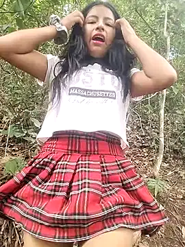 Snapshot of Danna-linyi chatting on February 24, 2025, 5:20 pm Danna-linyi online show from February 24, 2025, 5:20 pm