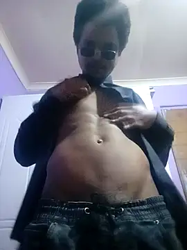 NudeDeen online show from November 3, 2025, 8:23 pm