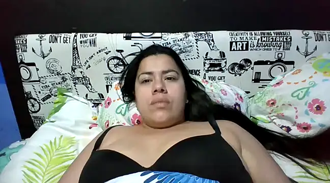 kivylovehot online show from January 16, 2025, 1:37 am