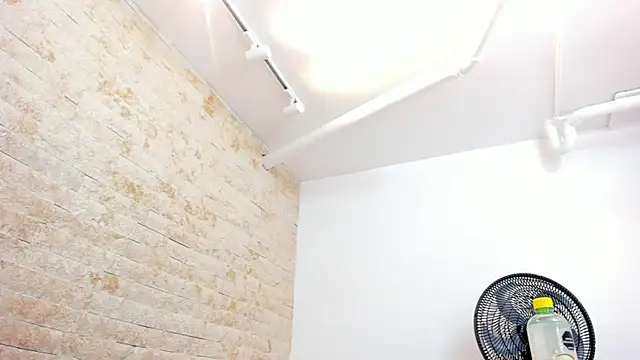 Snapshot of mia_roldan_ chatting on November 5, 2025, 12:41 pm mia roldan online show from November 5, 2025, 12:41 pm