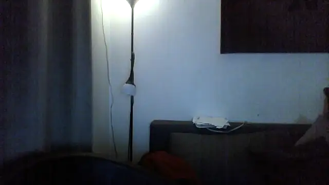 Snapshot of Avamereandmikel chatting on February 16, 2026, 3:38 am Avamereandmikel online show from February 16, 2026, 3:38 am