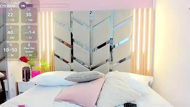 victoriamoon-01 online show from March 11, 2025, 12:44 am