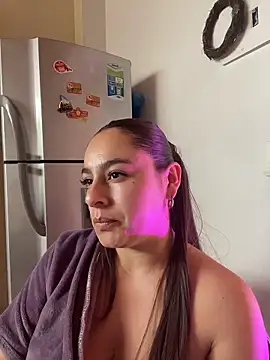 Gabriela-Parker  online show from January 13, 2026, 7:07 pm