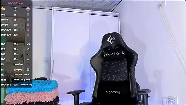 Dulce smith 1 online show from February 7, 2026, 9:01 pm