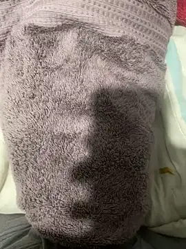 edgher646 online show from January 8, 2025, 3:51 am