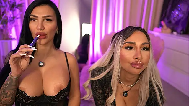 Snapshot of GoldenAmber chatting on February 27, 2026, 6:13 am GoldenAmber online show from February 27, 2026, 6:13 am