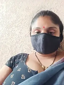 Cute-Aadhvita online show from May 23, 2026, 8:35 am