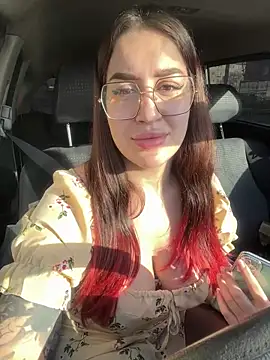 VikiDemi online show from February 23, 2025, 11:55 am