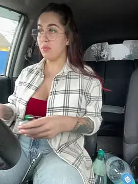 VikiDemi online show from March 18, 2025, 12:17 pm