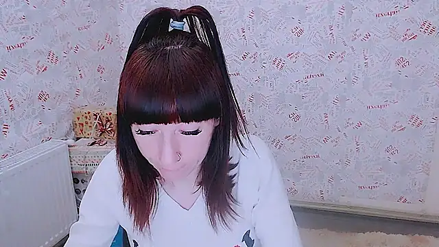 milana shy star online show from March 21, 2025, 1:12 pm