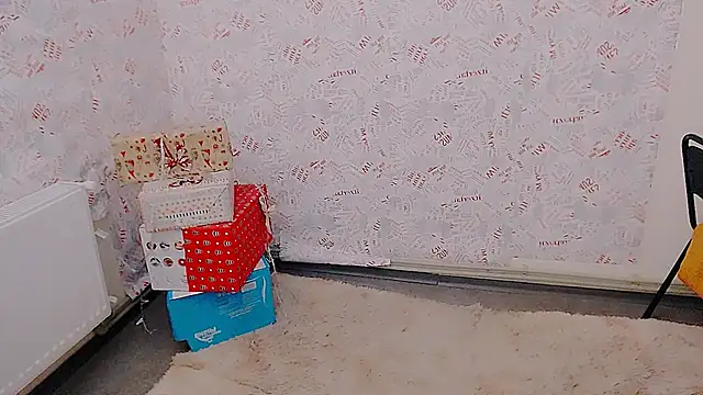 milana shy star online show from February 25, 2025, 12:38 pm