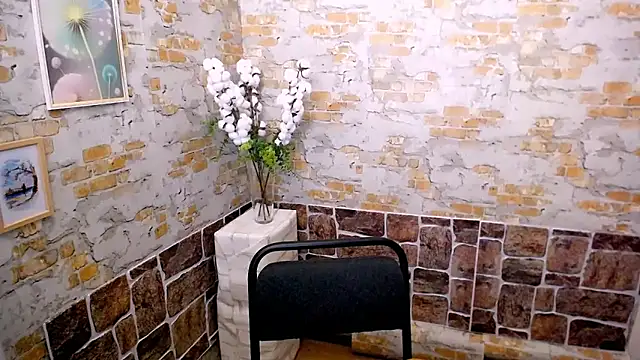 milana shy star online show from January 10, 2025, 1:31 pm