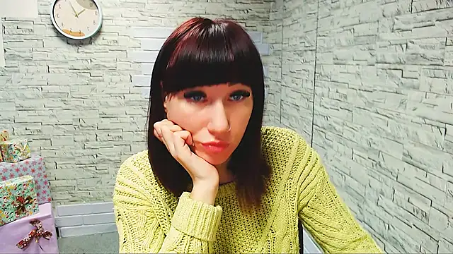 milana shy star online show from February 12, 2025, 8:06 am