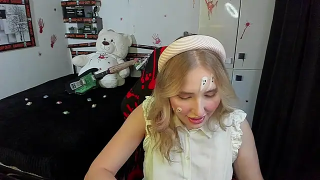 LinaTruly online show from October 24, 2025, 9:58 pm