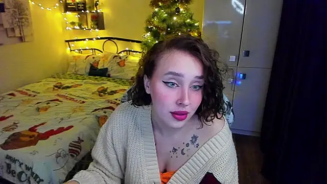 LinaTruly online show from January 12, 2026, 10:03 pm