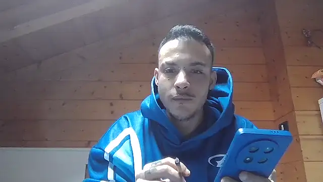 Snapshot of FTM98xxx chatting on February 14, 2026, 10:59 am FTM98xxx online show from February 14, 2026, 10:59 am