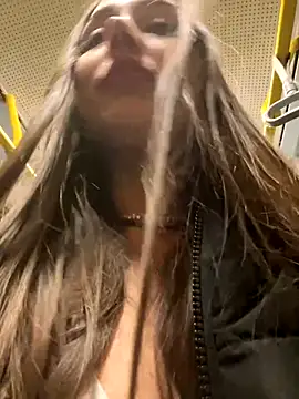 VelvetVixenI online show from November 17, 2025, 4:55 pm